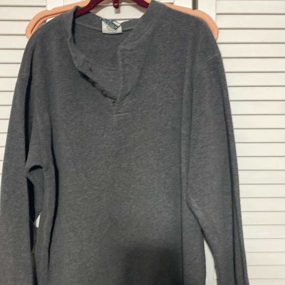 Fleece pullover - Picture 1 of 2